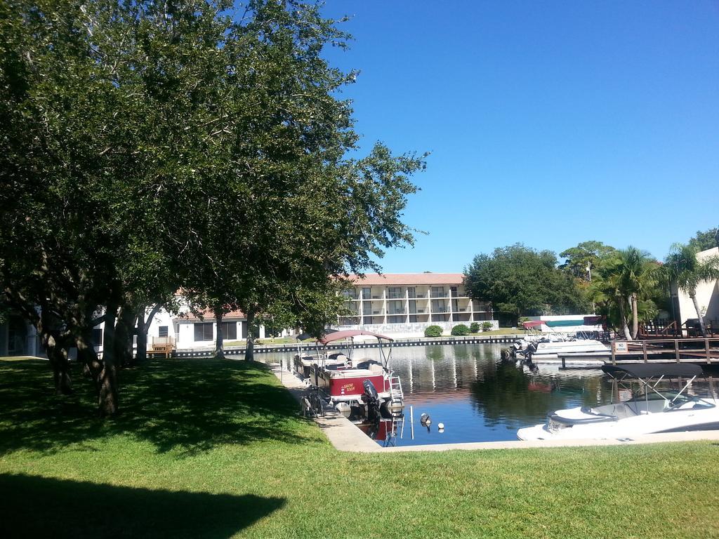 Vista Inn Lake Tarpon Palm Harbor Extérieur photo