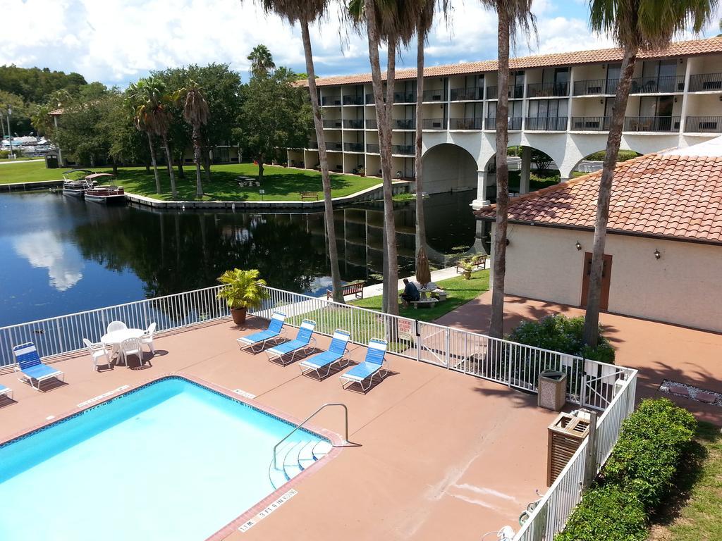 Vista Inn Lake Tarpon Palm Harbor Extérieur photo