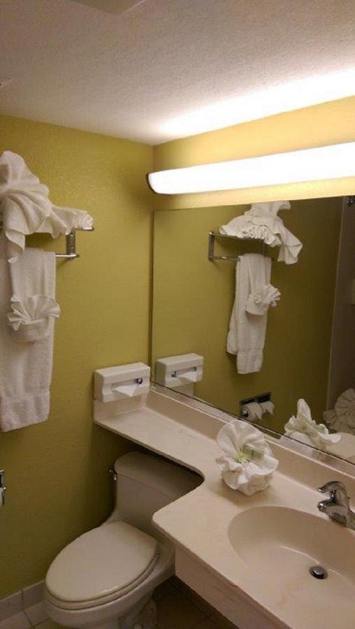 Vista Inn Lake Tarpon Palm Harbor Extérieur photo