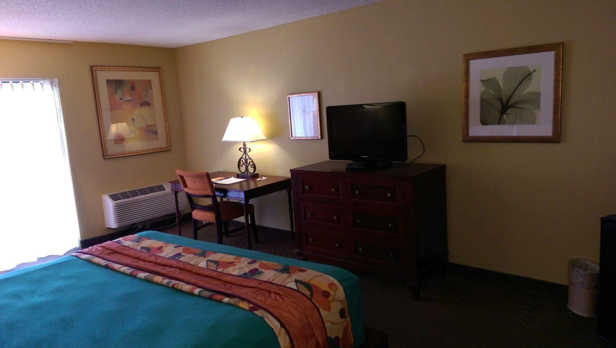 Vista Inn Lake Tarpon Palm Harbor Extérieur photo